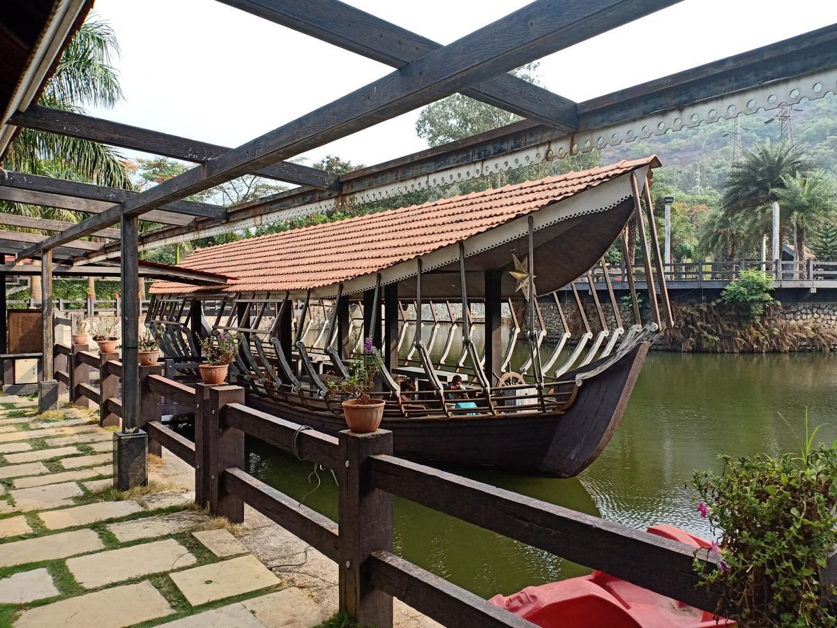 Mystica Resort Lonavla Exterior foto