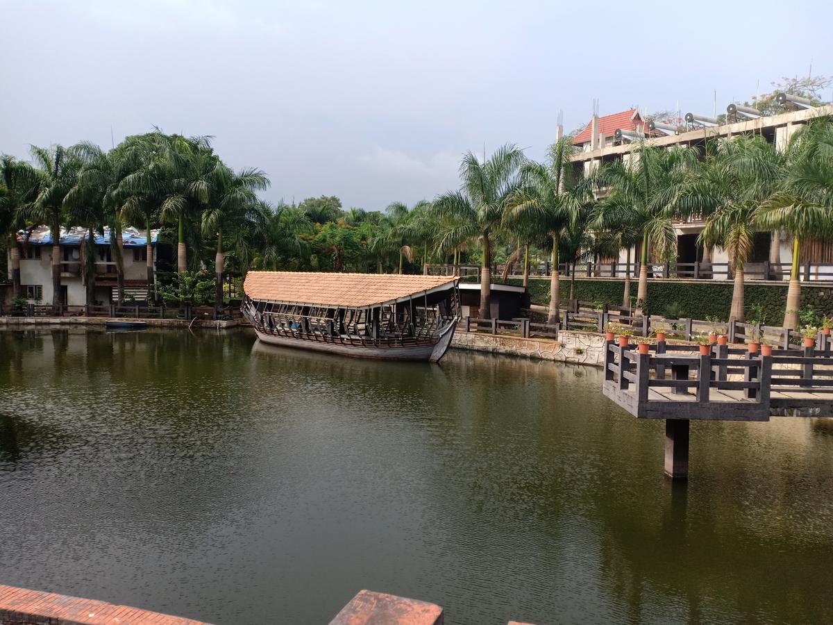 Mystica Resort Lonavla Exterior foto